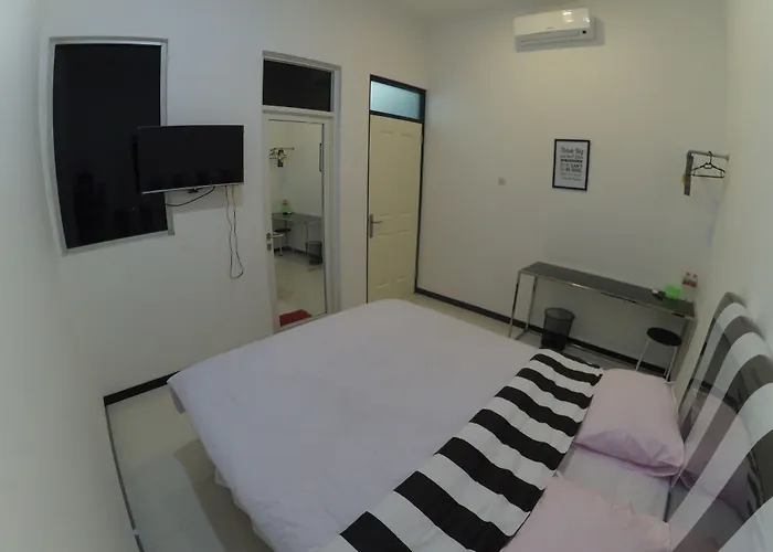 Mess Inn